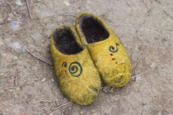 gefilzte Schuhe